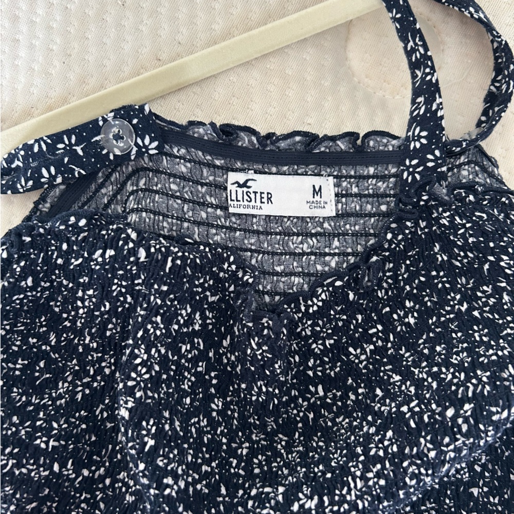 Hollister navy floral dress - Picture 2 of 4